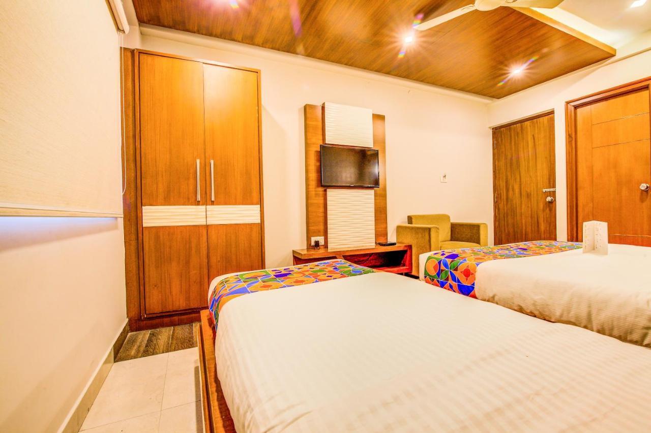 Fabhotel Empark Bangalore Exterior foto